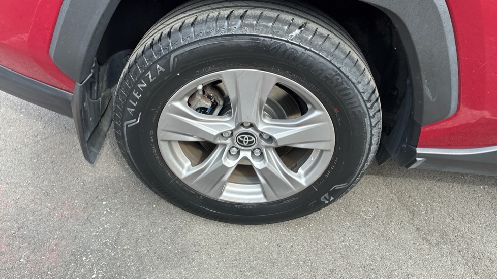 Toyota RAV4 2.5 VVT-i Hybrid Icon 5dr CVT 2WD Hybrid Estate - Image 32