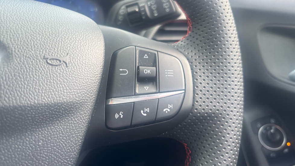 Ford Puma 1.0 EcoBoost Hybrid mHEV ST-Line X 5dr Petrol Hatchback - Image 23