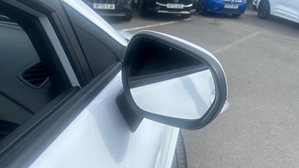 Ford Puma 1.0 EcoBoost Hybrid mHEV ST-Line X 5dr Petrol Hatchback - Image 38