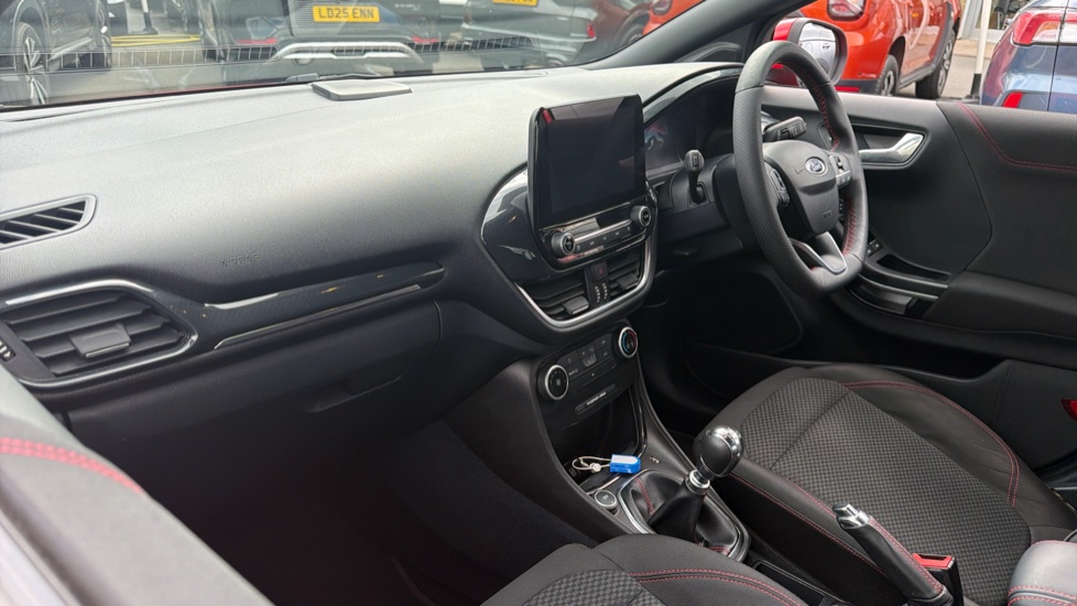 Ford Puma 1.0 EcoBoost Hybrid mHEV ST-Line 5dr Petrol Hatchback - Image 9