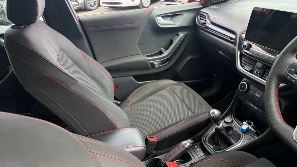 Ford Puma 1.0 EcoBoost Hybrid mHEV ST-Line 5dr Petrol Hatchback - Image 14
