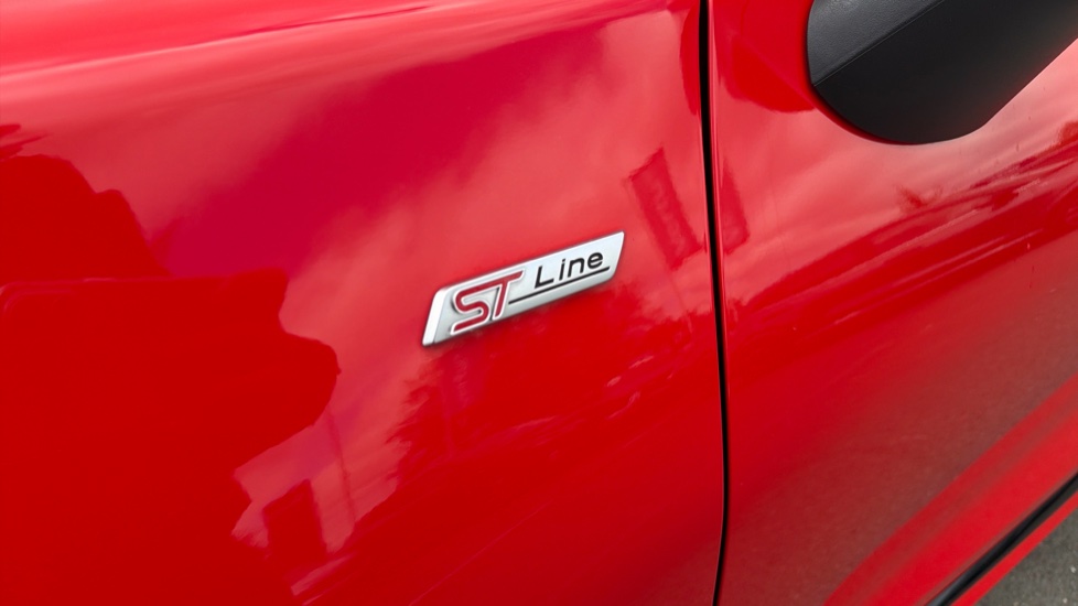 Ford Puma 1.0 EcoBoost Hybrid mHEV ST-Line 5dr Petrol Hatchback - Image 26
