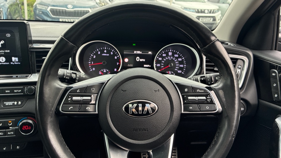 Kia Ceed 1.4T GDi ISG First Edition 5dr Petrol Hatchback - Image 13