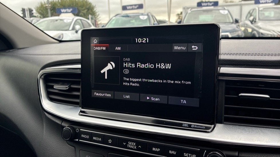 Kia Ceed 1.4T GDi ISG First Edition 5dr Petrol Hatchback - Image 32