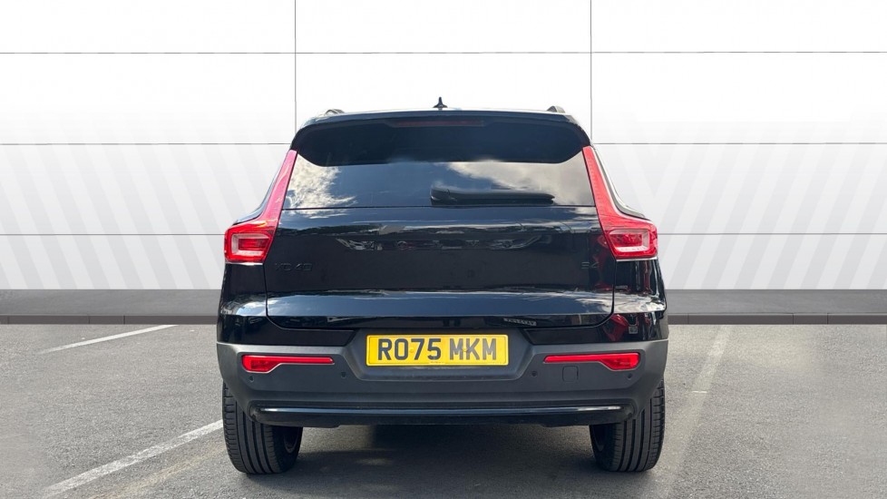 Volvo XC40 2.0 B4P Plus Black Edition 5dr Auto Petrol Estate - Image 6