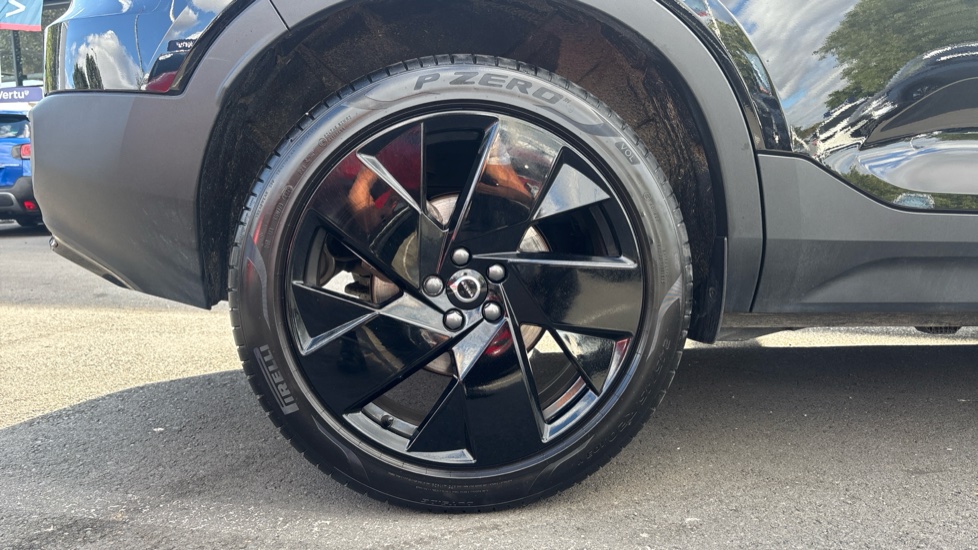 Volvo XC40 2.0 B4P Plus Black Edition 5dr Auto Petrol Estate - Image 7