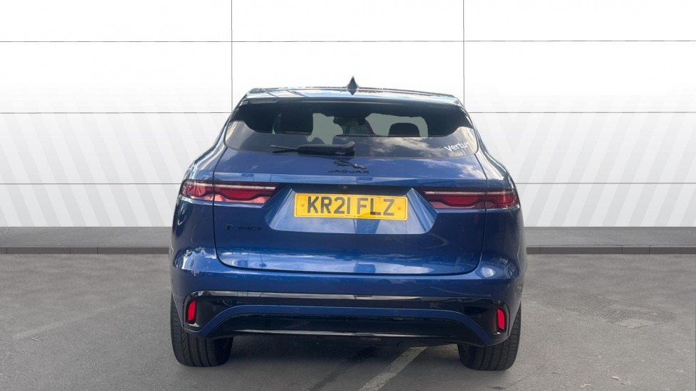 Jaguar F-Pace 2.0 D200 R-Dynamic HSE 5dr Auto AWD Diesel Estate - Image 6