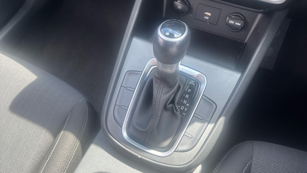 Hyundai KONA 1.6 GDi Hybrid SE Connect 5dr DCT Hybrid Hatchback - Image 13