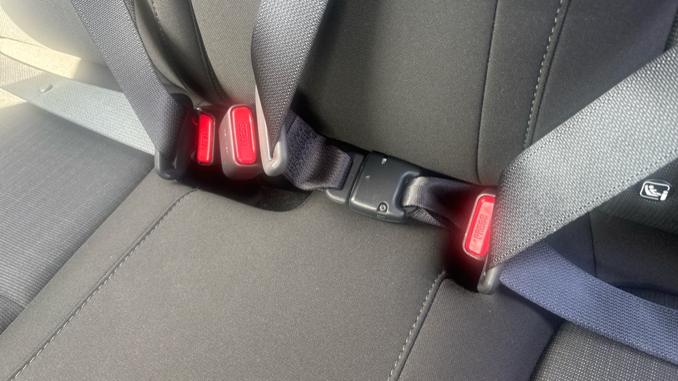 Hyundai KONA 1.6 GDi Hybrid SE Connect 5dr DCT Hybrid Hatchback - Image 17