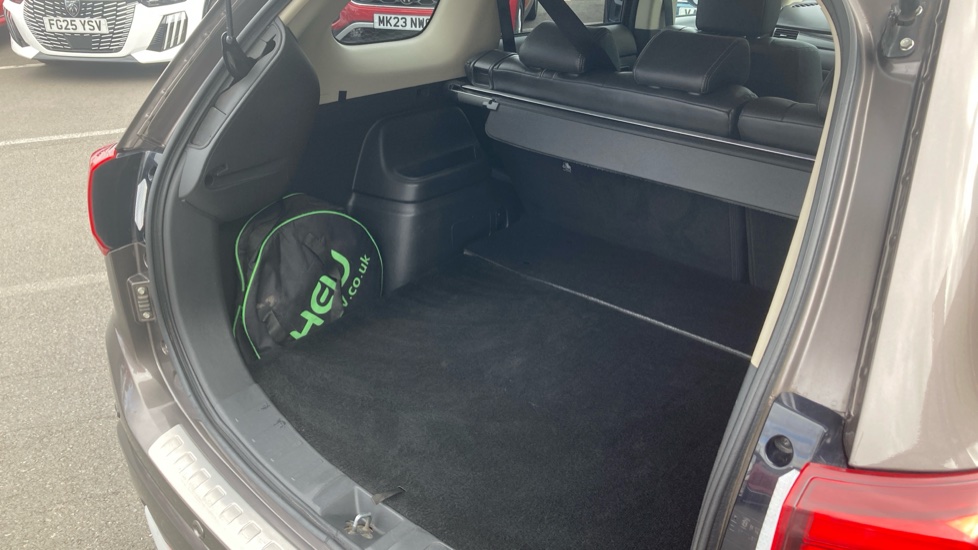 Mitsubishi Outlander 2.0 PHEV GX4hs 5dr Auto Estate - Image 40