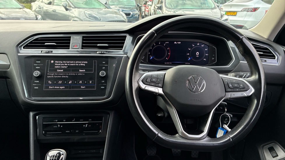 Volkswagen Tiguan Allspace 1.5 TSI Life 5dr Petrol Estate - Image 10