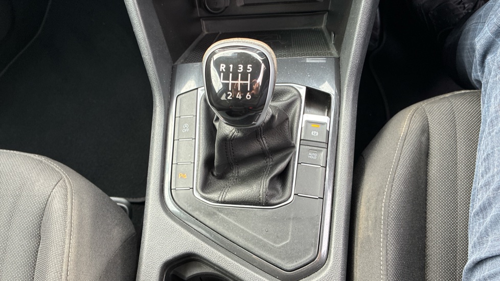 Volkswagen Tiguan Allspace 1.5 TSI Life 5dr Petrol Estate - Image 24