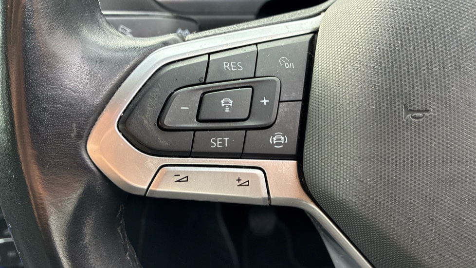 Volkswagen Tiguan Allspace 1.5 TSI Life 5dr Petrol Estate - Image 26