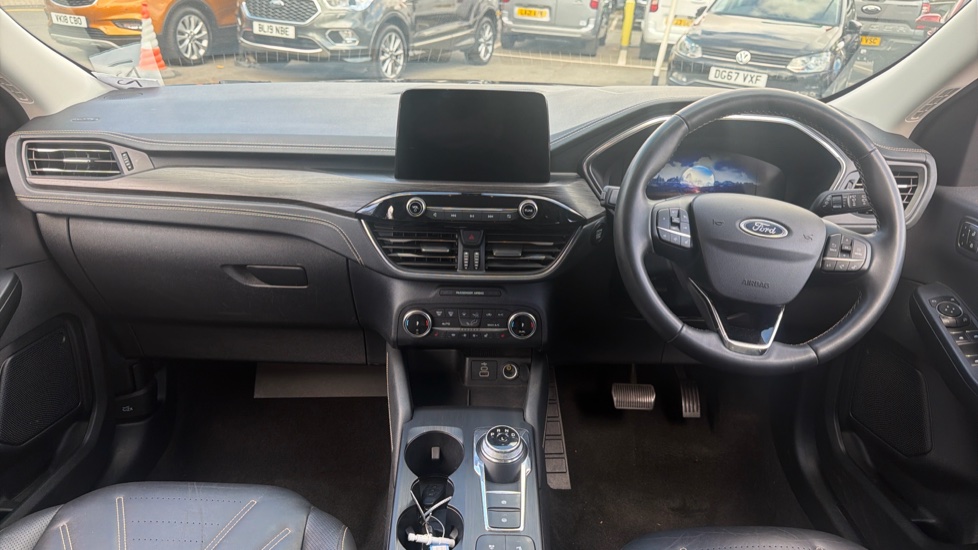 Ford Kuga 2.5 FHEV Vignale 5dr CVT Hybrid Estate - Image 10
