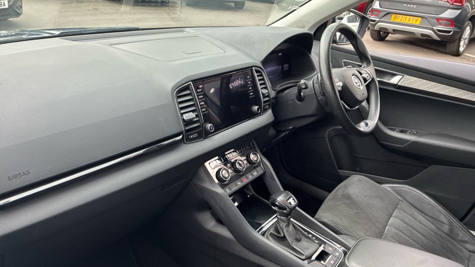 Skoda Karoq 1.5 TSI SE L 5dr DSG Petrol Estate - Image 9