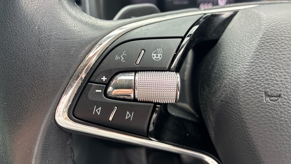 Skoda Karoq 1.5 TSI SE L 5dr DSG Petrol Estate - Image 28