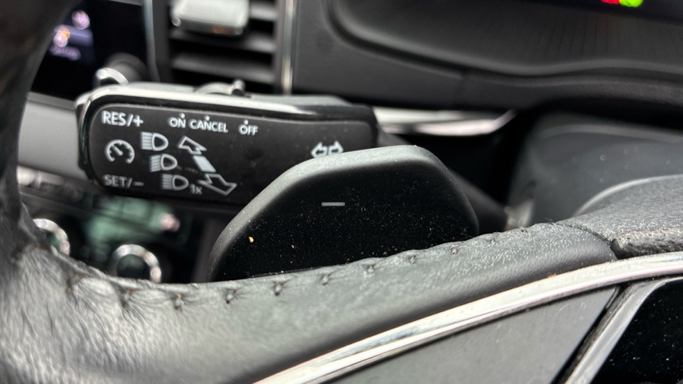 Skoda Karoq 1.5 TSI SE L 5dr DSG Petrol Estate - Image 30