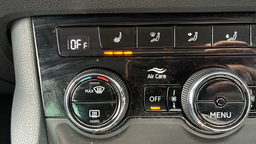 Skoda Karoq 1.5 TSI SE L 5dr DSG Petrol Estate - Image 32
