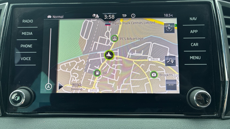 Skoda Karoq 1.5 TSI SE L 5dr DSG Petrol Estate - Image 36