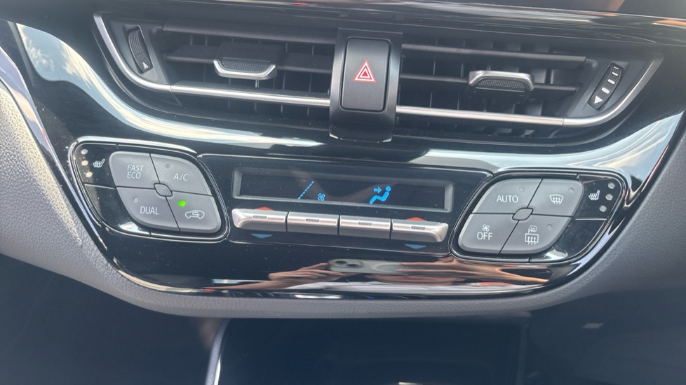 Toyota C-HR 2.0 Hybrid Design 5dr CVT Hybrid Hatchback - Image 23