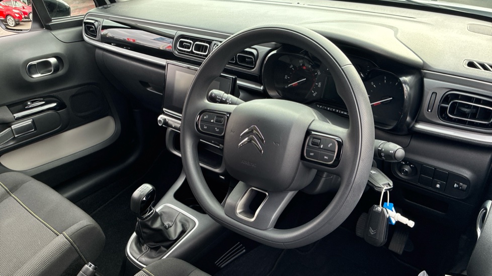 Citroen C3 1.2 PureTech Plus 5dr Petrol Hatchback - Image 11