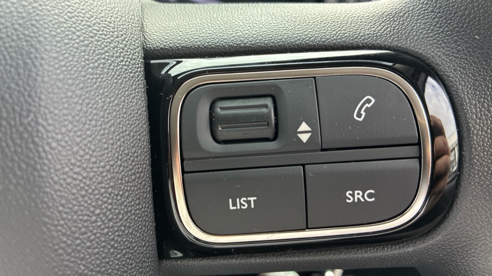 Citroen C3 1.2 PureTech Plus 5dr Petrol Hatchback - Image 30