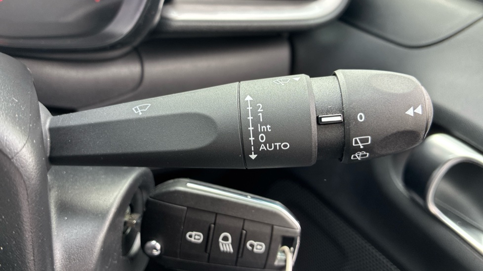 Citroen C3 1.2 PureTech Plus 5dr Petrol Hatchback - Image 34