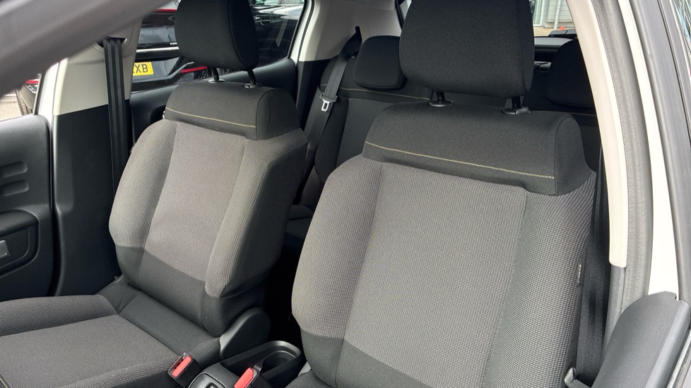 Citroen C3 1.2 PureTech Plus 5dr Petrol Hatchback - Image 36