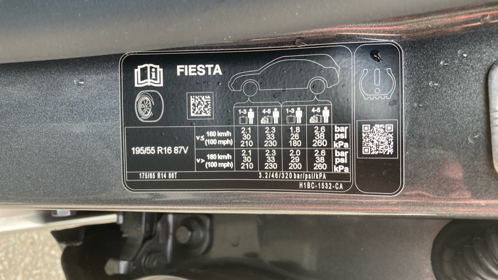 Ford Fiesta 1.0 EcoBoost Titanium 5dr Petrol Hatchback - Image 31