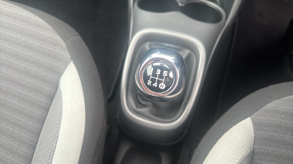 Toyota Aygo 1.0 VVT-i X-Play 5dr Petrol Hatchback - Image 13