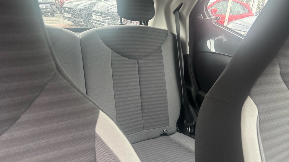 Toyota Aygo 1.0 VVT-i X-Play 5dr Petrol Hatchback - Image 15