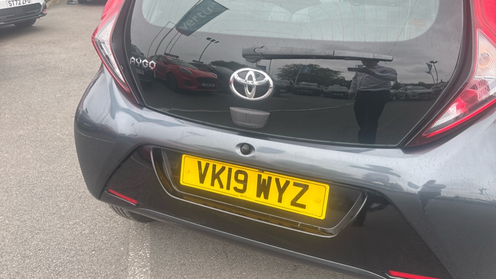 Toyota Aygo 1.0 VVT-i X-Play 5dr Petrol Hatchback - Image 25