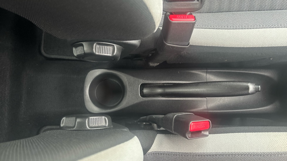 Toyota Aygo 1.0 VVT-i X-Play 5dr Petrol Hatchback - Image 33