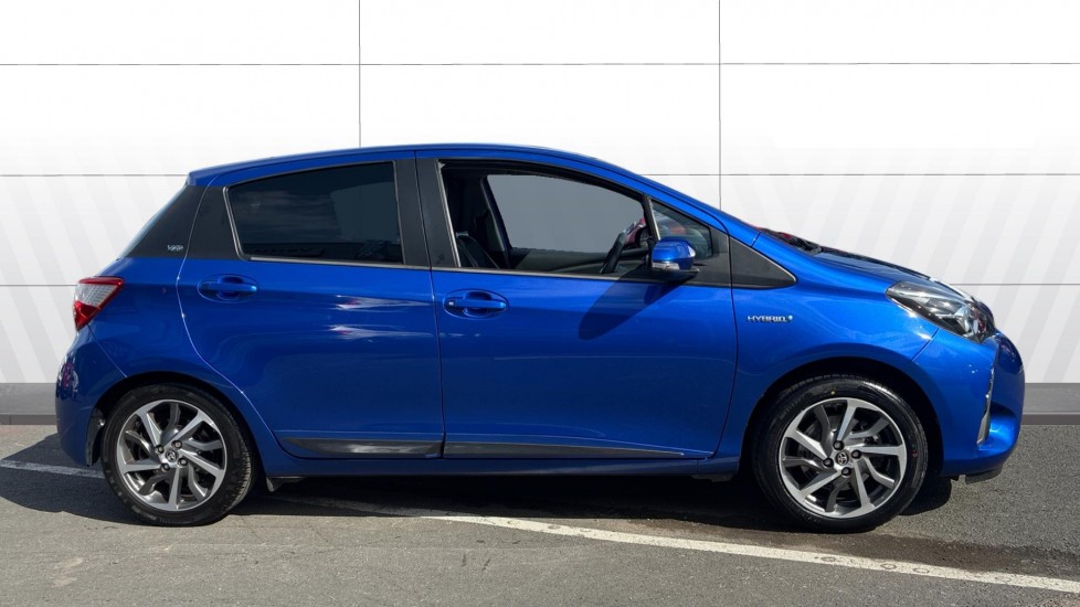 Toyota Yaris 1.5 Hybrid Y20 5dr CVT [Bi-tone] Hybrid Hatchback - Image 5