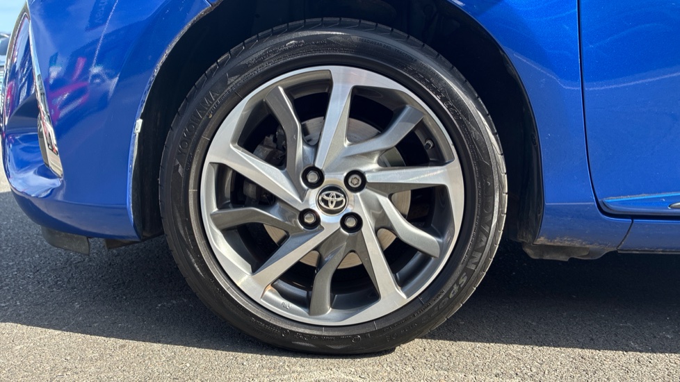 Toyota Yaris 1.5 Hybrid Y20 5dr CVT [Bi-tone] Hybrid Hatchback - Image 34