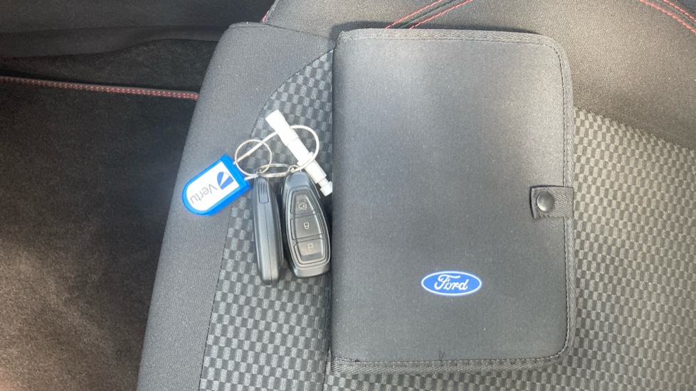 Ford Puma 1.0 EcoBoost Hybrid mHEV ST-Line 5dr Petrol Hatchback - Image 19