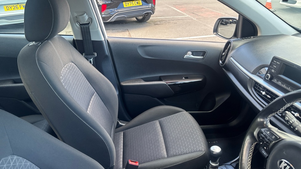 Kia Picanto 1.0 2 5dr [4 seats] Petrol Hatchback - Image 14