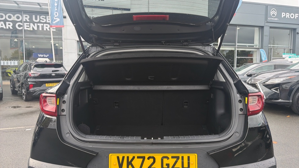 Kia Stonic 1.0T GDi 48V GT-Line 5dr DCT Petrol Estate - Image 4
