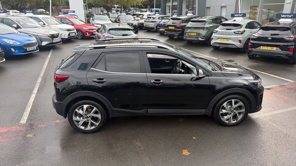 Kia Stonic 1.0T GDi 48V GT-Line 5dr DCT Petrol Estate - Image 23