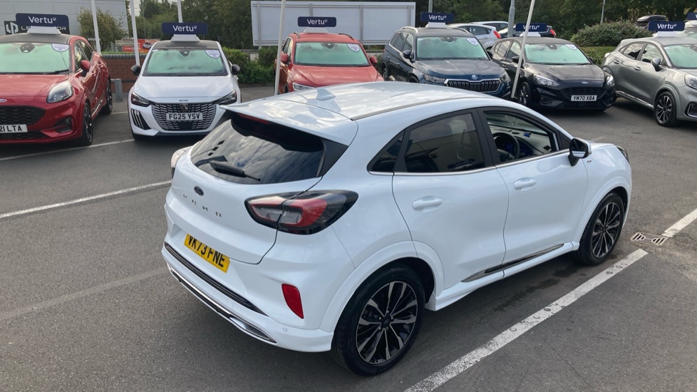 Ford Puma 1.0 EcoBoost Hybrid mHEV 155 ST-Line Vignale 5dr Petrol Hatchback - Image 30