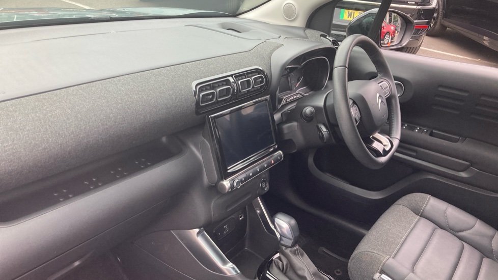 Citroen C3 Aircross 1.2 PureTech 130 Shine Plus 5dr EAT6 Petrol Hatchback - Image 9