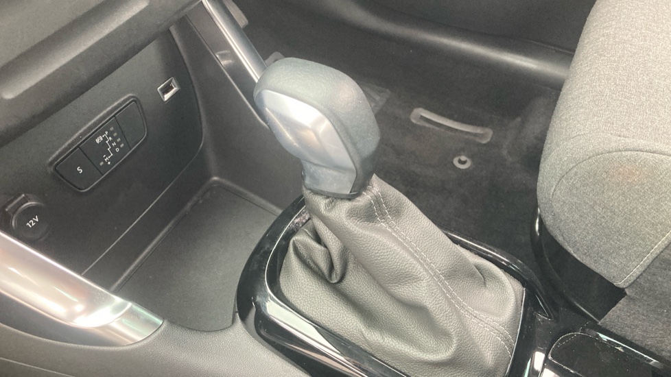 Citroen C3 Aircross 1.2 PureTech 130 Shine Plus 5dr EAT6 Petrol Hatchback - Image 13