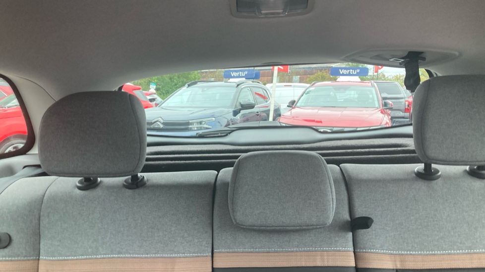 Citroen C3 Aircross 1.2 PureTech 130 Shine Plus 5dr EAT6 Petrol Hatchback - Image 15