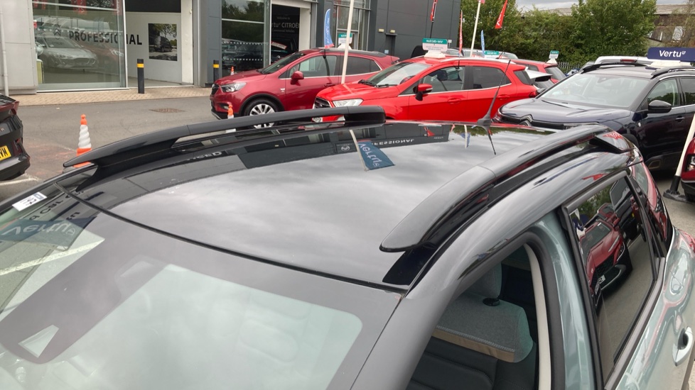 Citroen C3 Aircross 1.2 PureTech 130 Shine Plus 5dr EAT6 Petrol Hatchback - Image 21