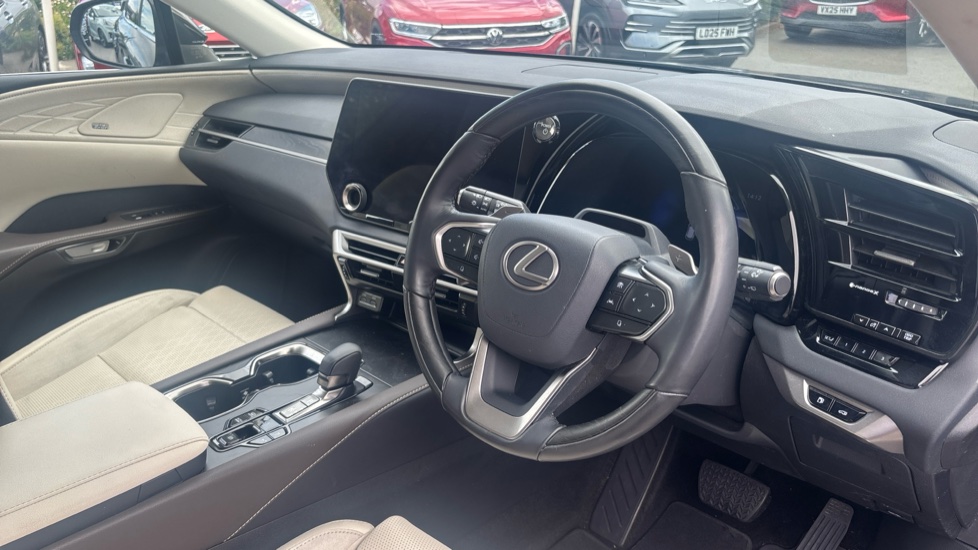 Lexus RX 450h+ 2.5 Takumi 5dr E-CVT Estate - Image 11