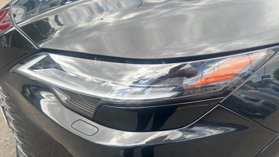 Lexus RX 450h+ 2.5 Takumi 5dr E-CVT Estate - Image 30