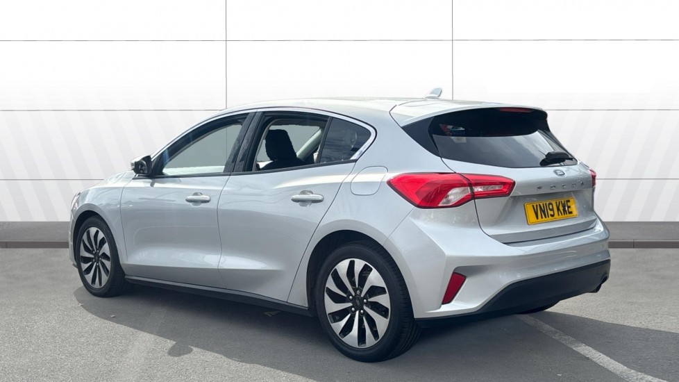 Ford Focus 1.0 EcoBoost 100 Zetec 5dr Petrol Hatchback - Image 2