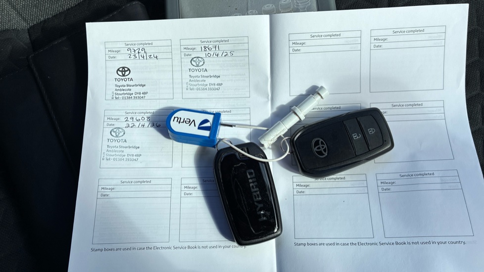 Toyota Yaris Cross 1.5 Hybrid Design 5dr CVT Hybrid Estate - Image 19