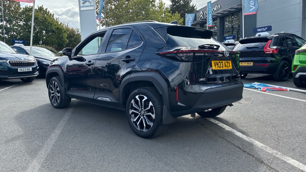 Toyota Yaris Cross 1.5 Hybrid Design 5dr CVT Hybrid Estate - Image 23