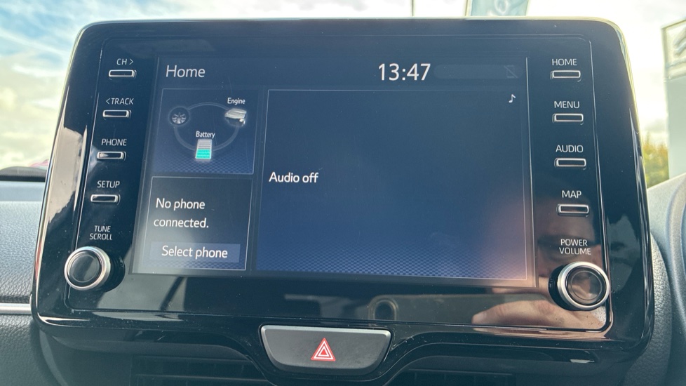 Toyota Yaris Cross 1.5 Hybrid Design 5dr CVT Hybrid Estate - Image 35